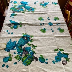 Vintage FL brand 100% linen fruit theme ecru new old stock 52” x 52” tablecloth